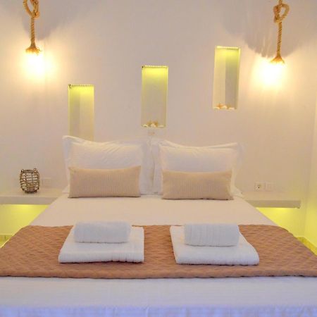 Niki Rooms Αδάμας Δωμάτιο φωτογραφία