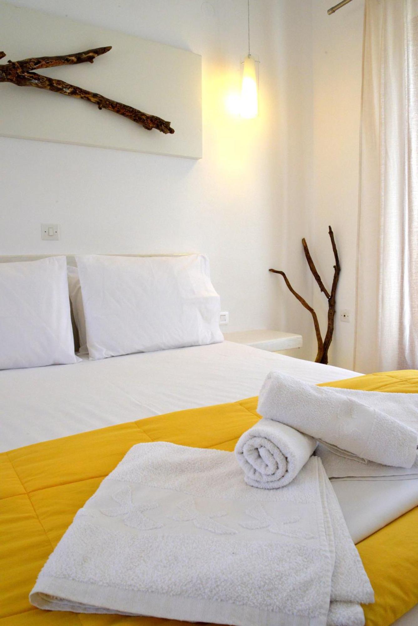 Niki Rooms Αδάμας Εξωτερικό φωτογραφία